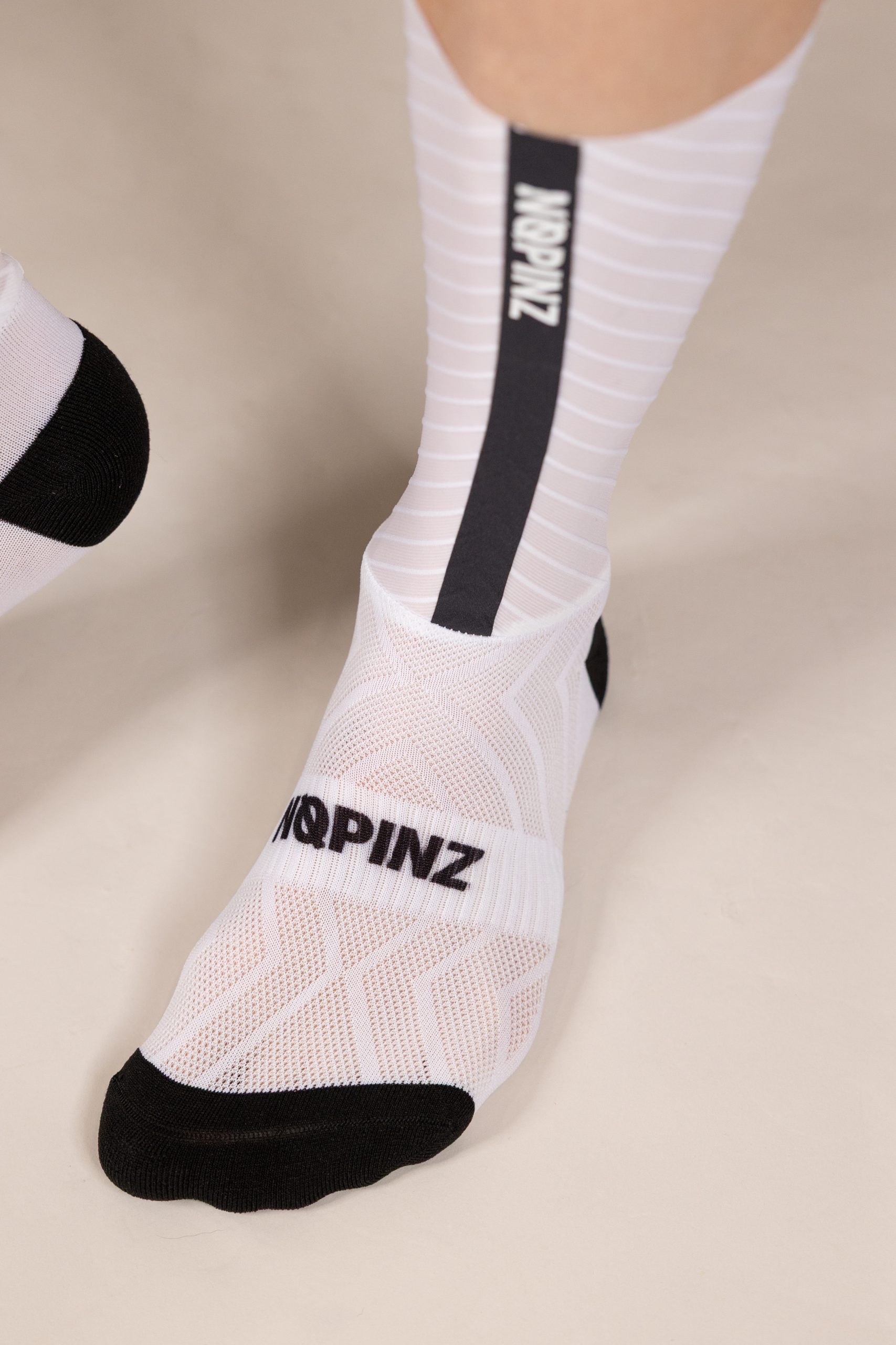 Hypersonic Mk2 Socks White - Nopinz